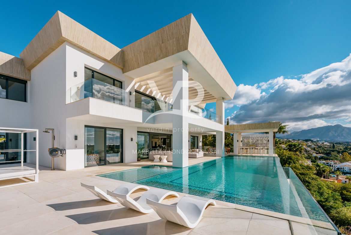 Villa Oasis, chic modern villa i Paraiso Alto