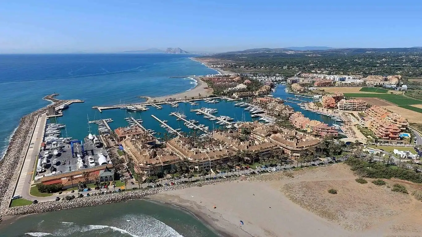 A Deep Dive into the History of Sotogrande: Its Evolution, Activities, and Property Market in 2024 2 1540206299 1511351195 puerto deportivo sotogrande aerea.jpg