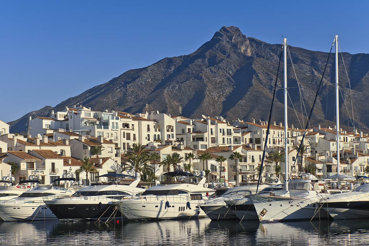 Puerto Banús marina