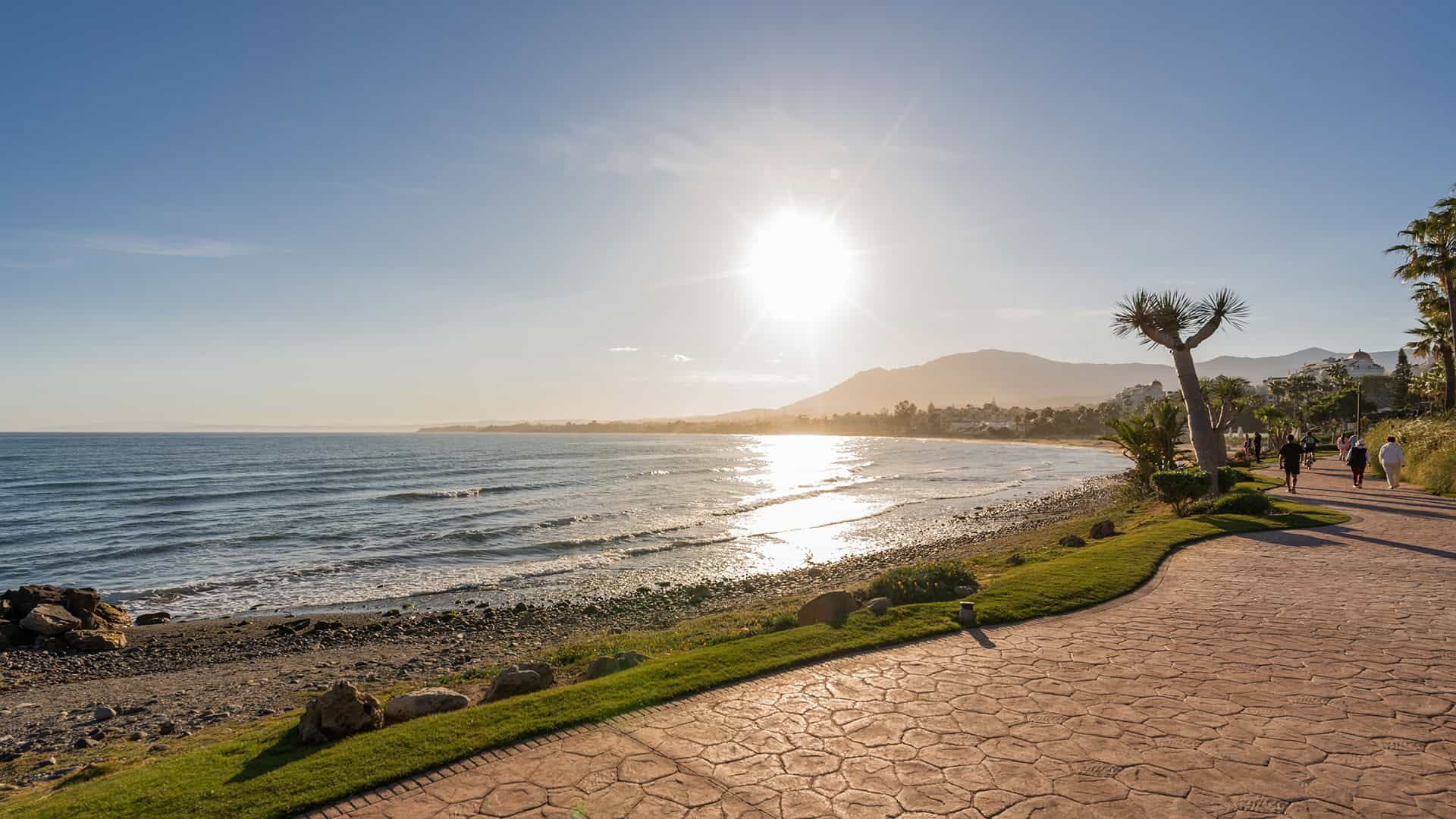 New Golden Mile beachside